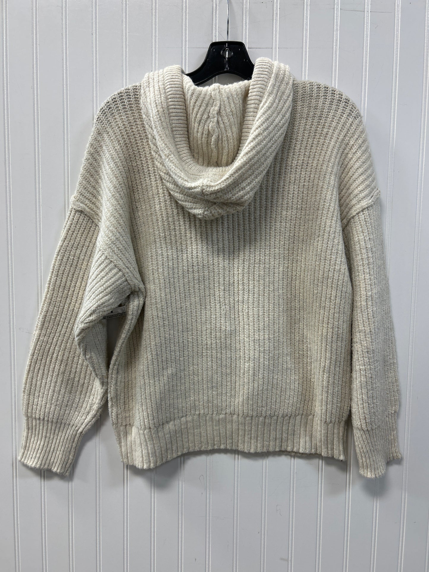 Sweater By Clothes Mentor In Cream, Size:M