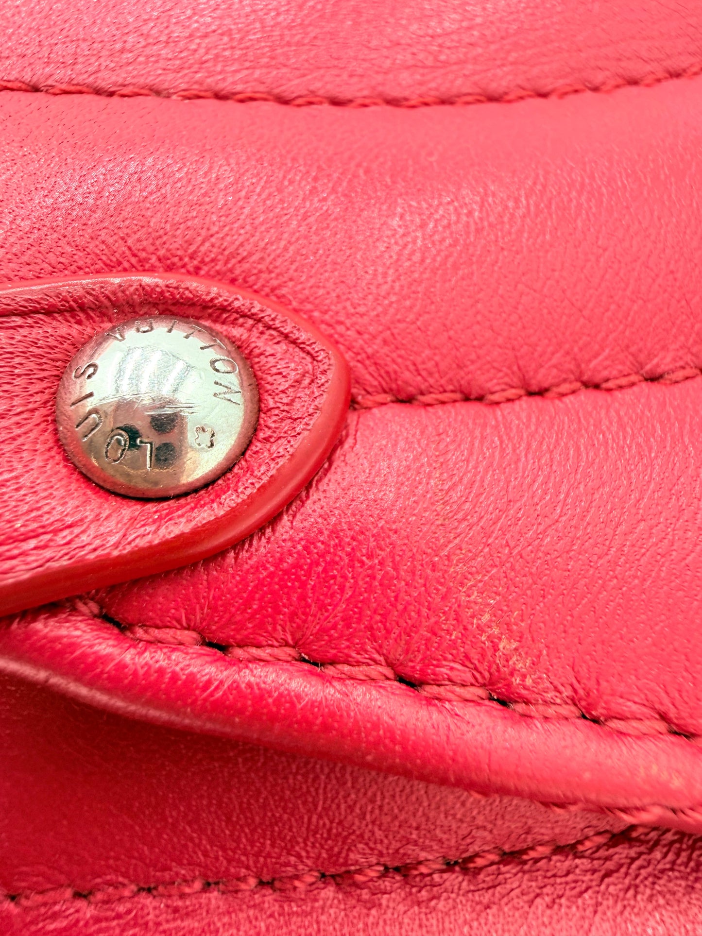 Handbag Luxury Designer By Louis Vuitton In Red, Size:Medium