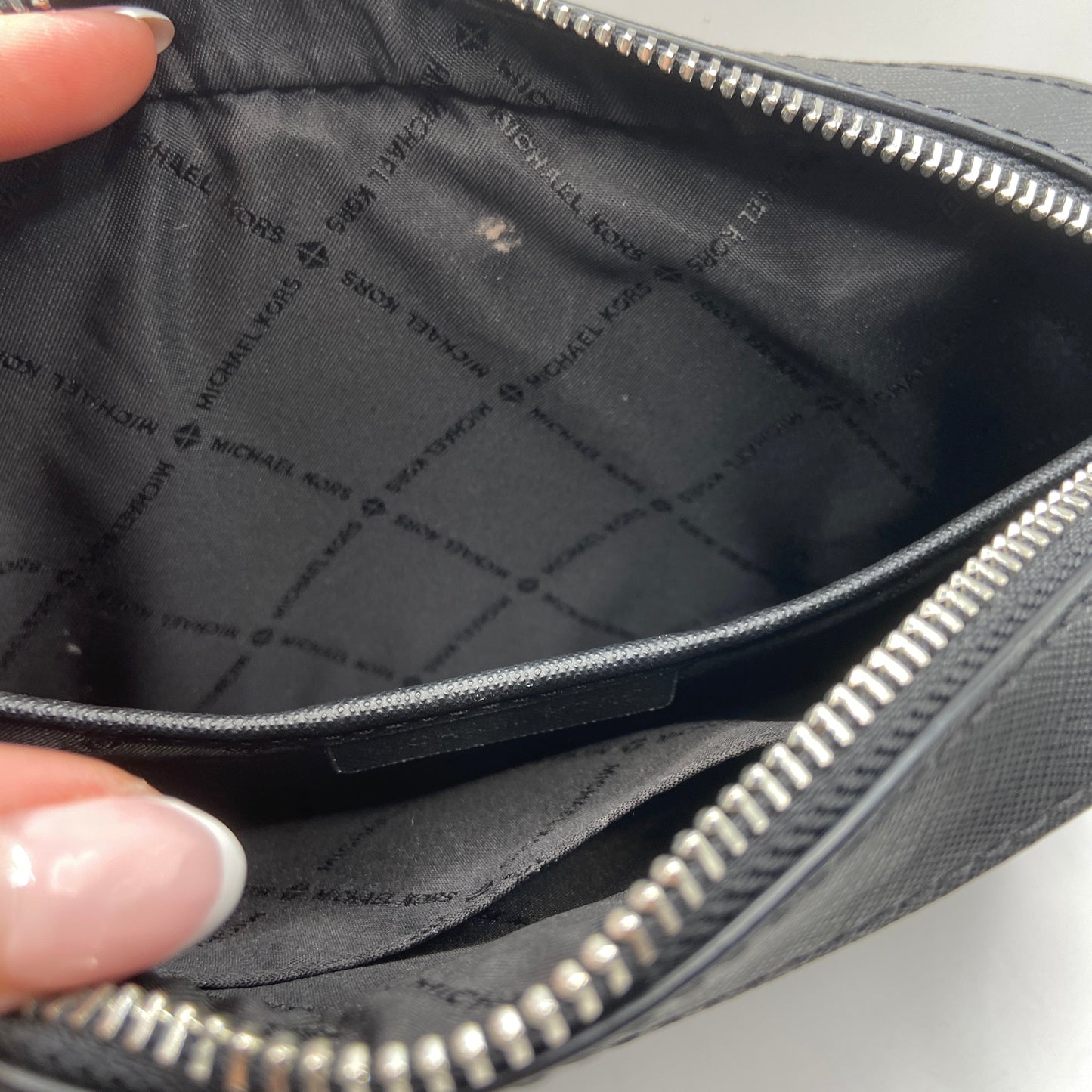 Crossbody Designer By Michael By Michael Kors, Size: Medium