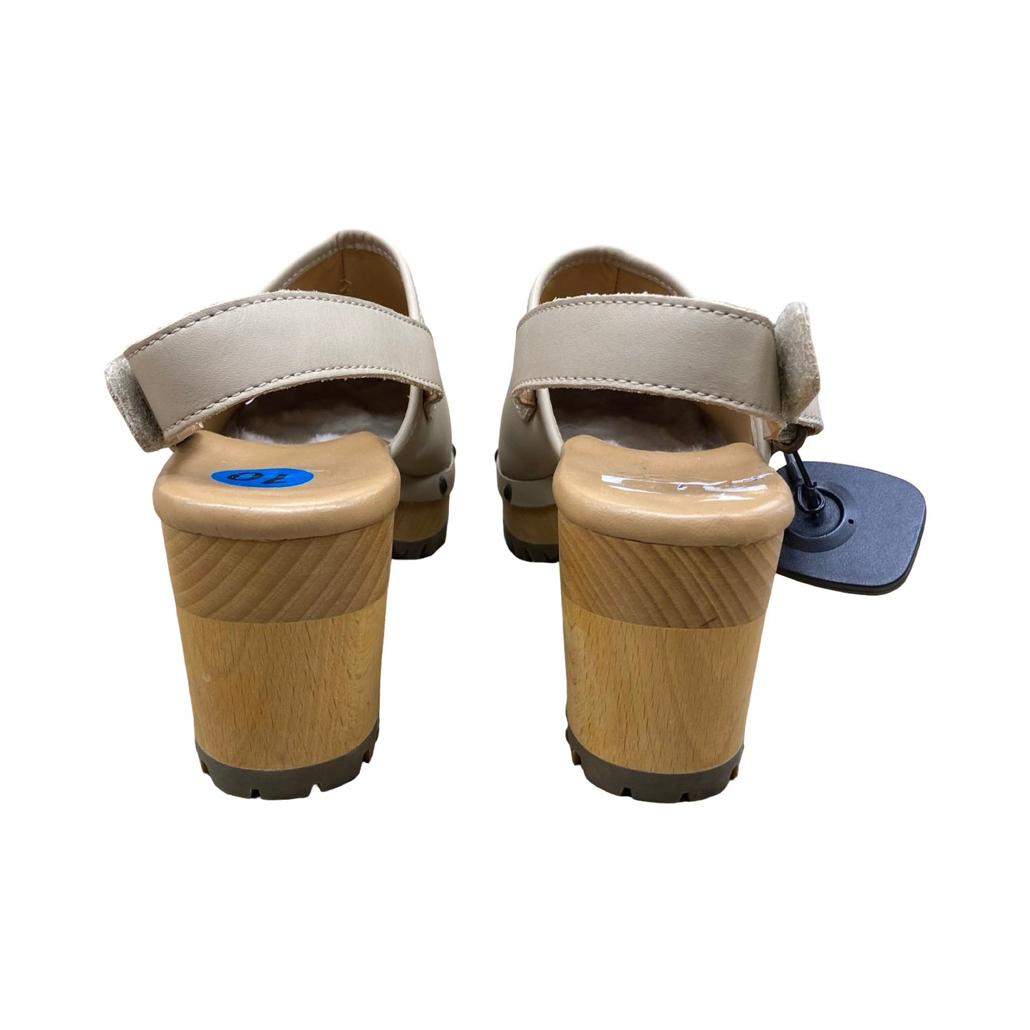 Shoes Designer By Ugg In Tan, Size:10