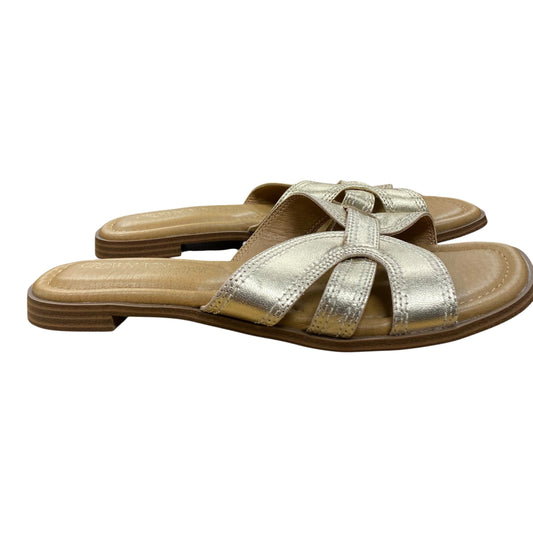 Sandals Flats By Crown Vintage In Gold, Size: 8.5