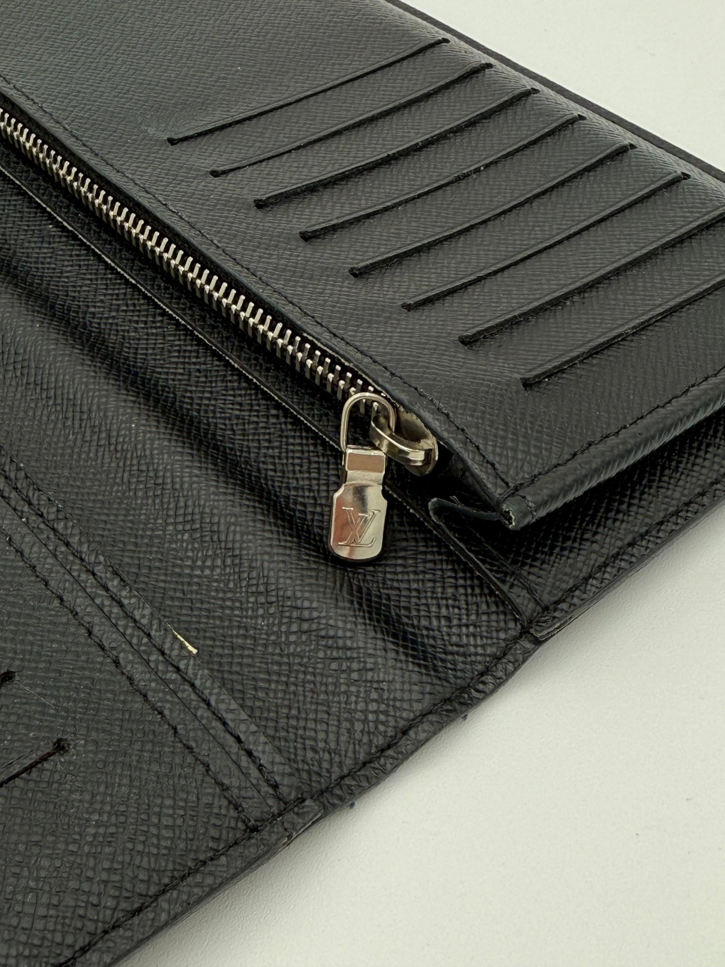 Wallet Luxury Designer By Louis Vuitton In Black & Grey, Size:Large