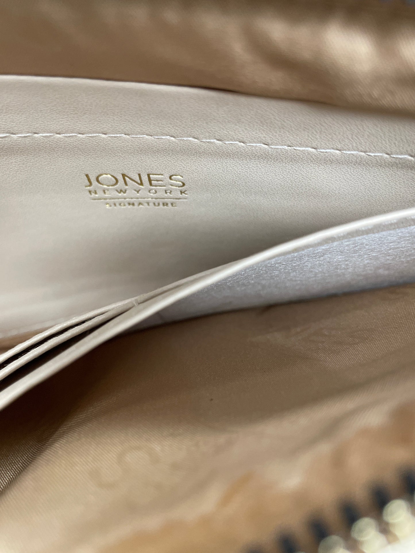 Wristlet By Jones New York, Size: Medium