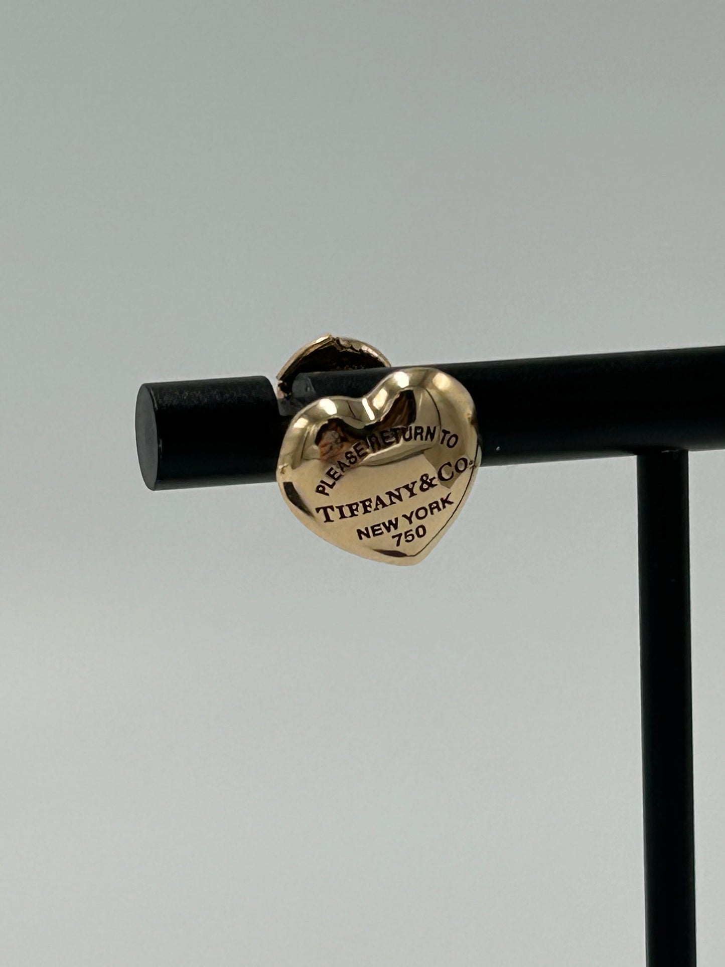 Tiffany & Company Full Heart 18K Luxury Designer Earrings