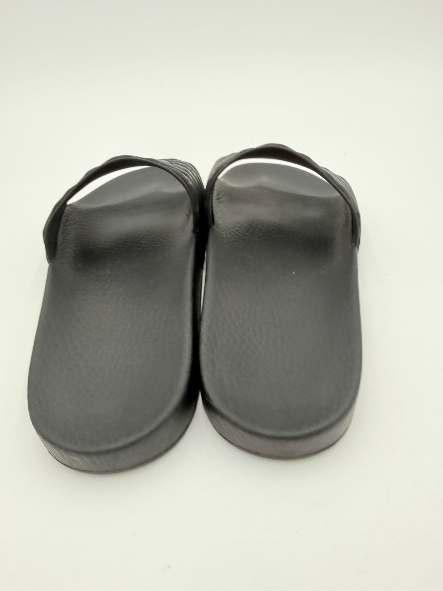 Sandals Luxury Designer By Gucci In Black, Size:8.5