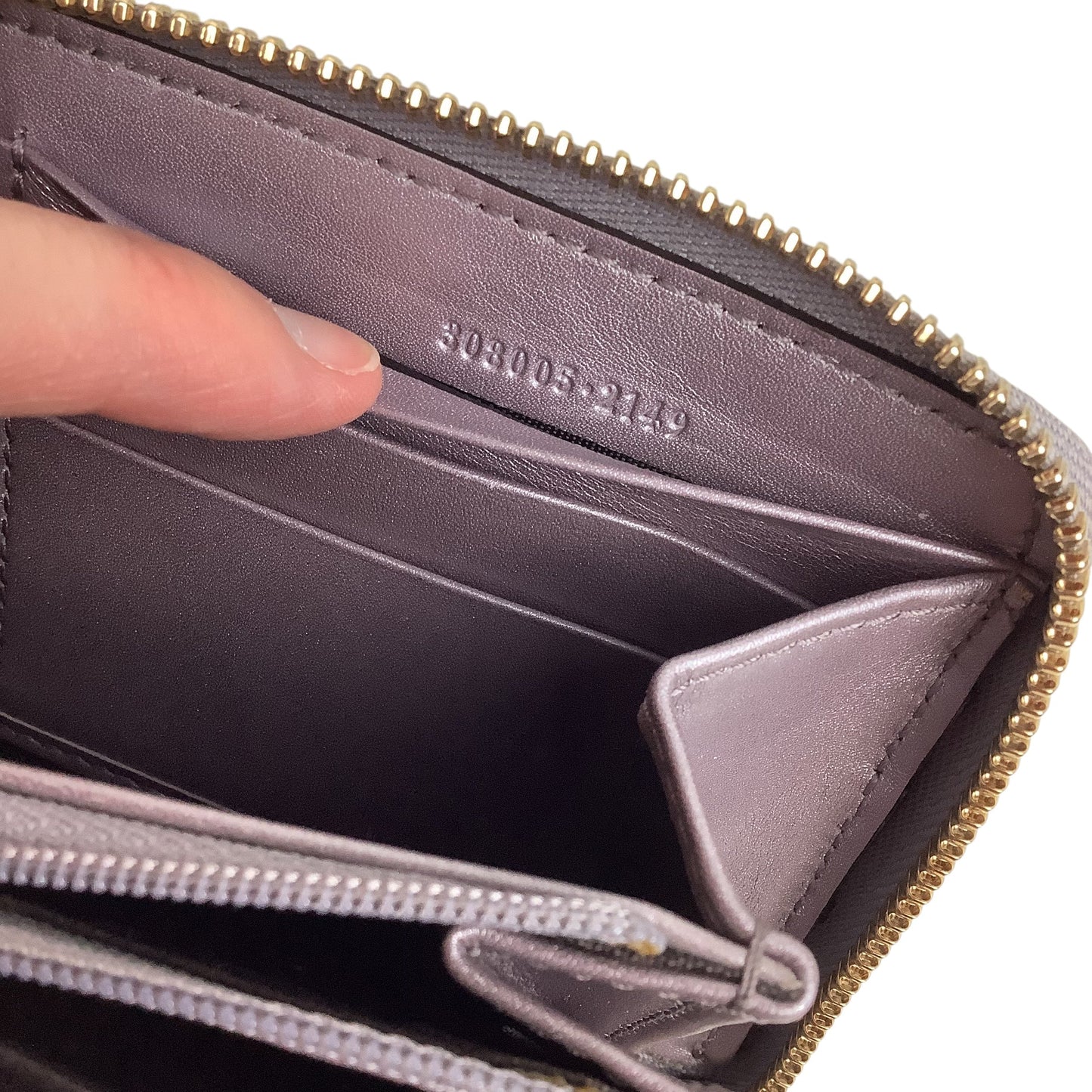 Wallet Luxury Designer By Gucci, Size: Medium