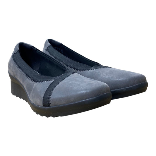 Shoes Flats By Clarks In Grey, Size:5.5