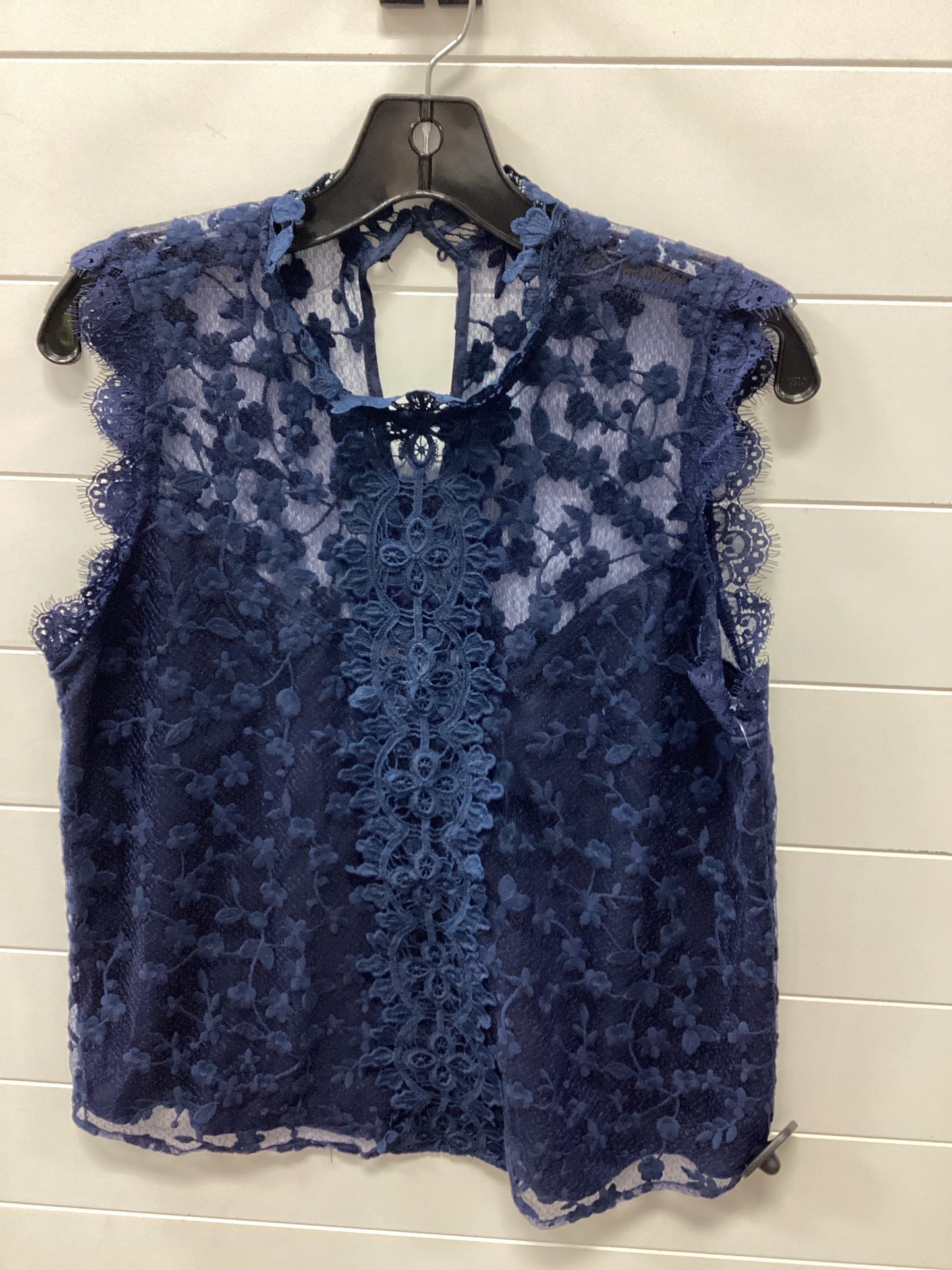 Top Sleeveless By Bb Dakota In Navy, Size:M