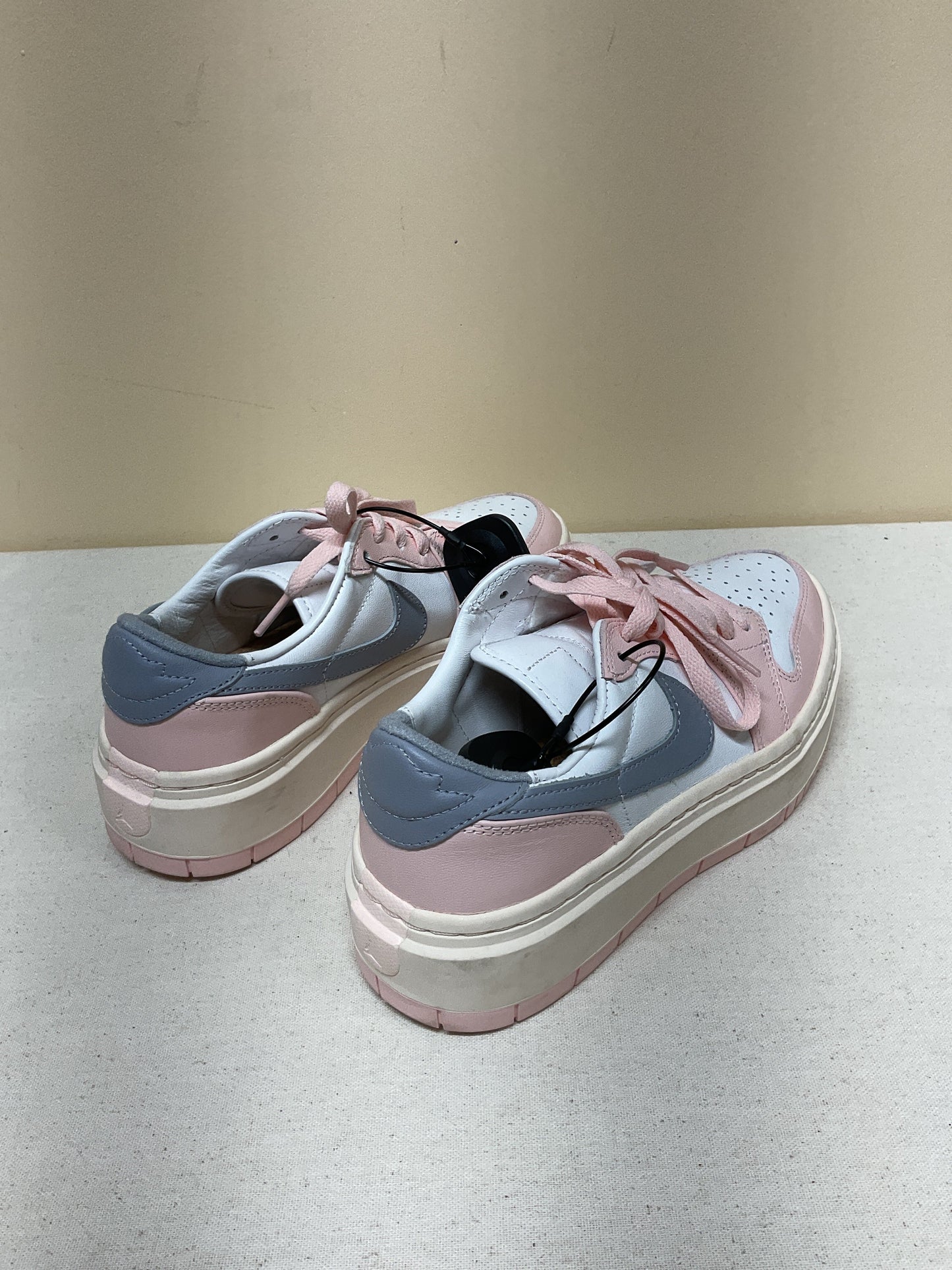 Shoes Sneakers By Nike In Pink & White, Size:8