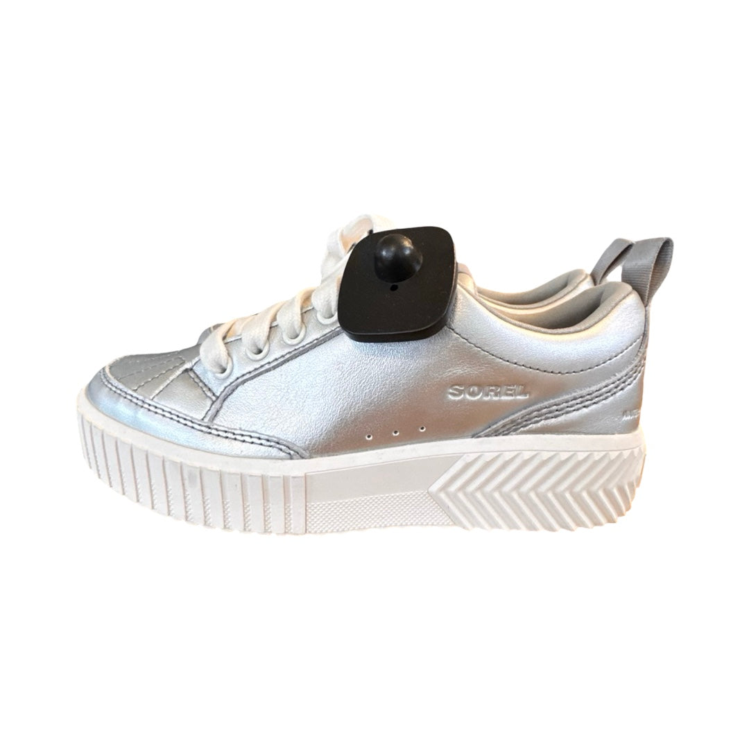 Shoes Designer By Sorel In Silver, Size:6.5
