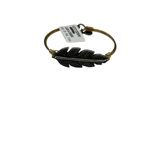 Bracelet Bangle By Clothes Mentor In Gold & Silver