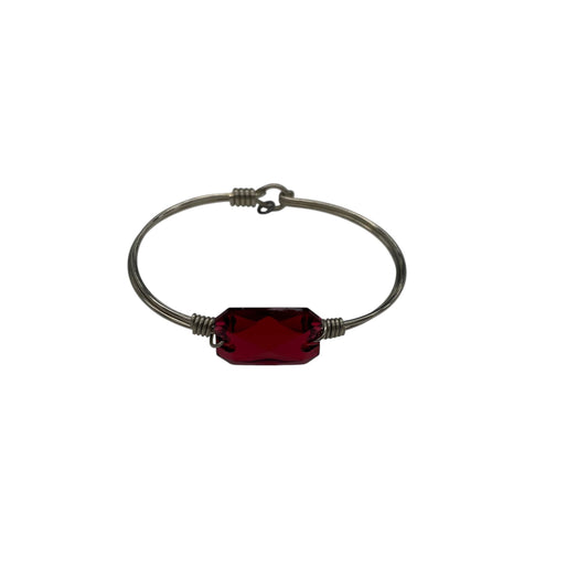 Bracelet Bangle By Clothes Mentor In Red