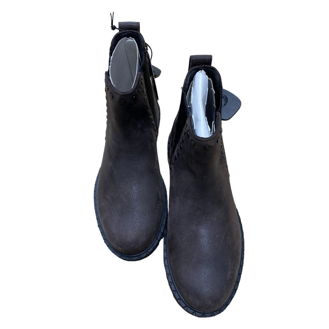 Boots Ankle Flats By Sorel Designer  Size: 7