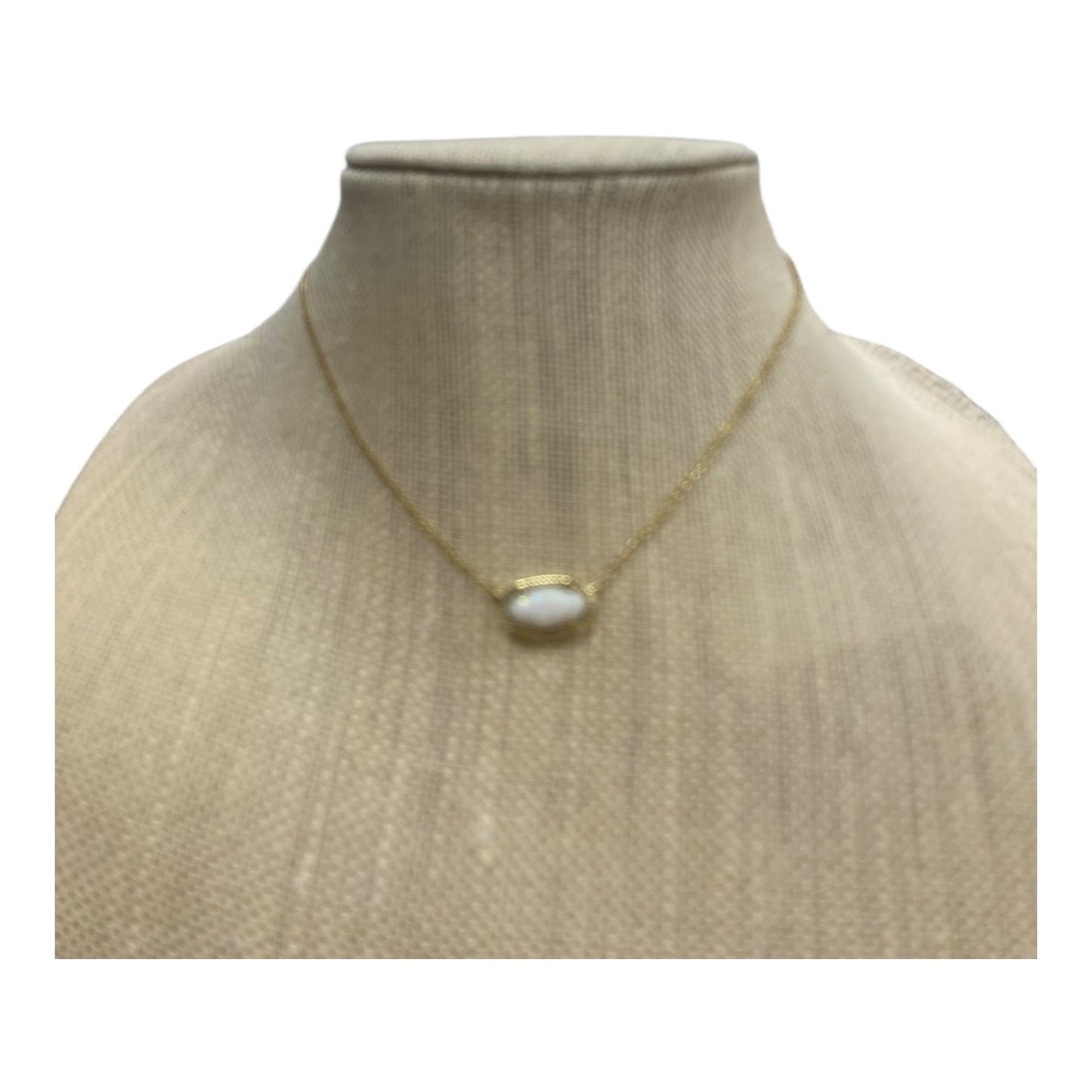 Necklace Pendant By Kendra Scott In Gold