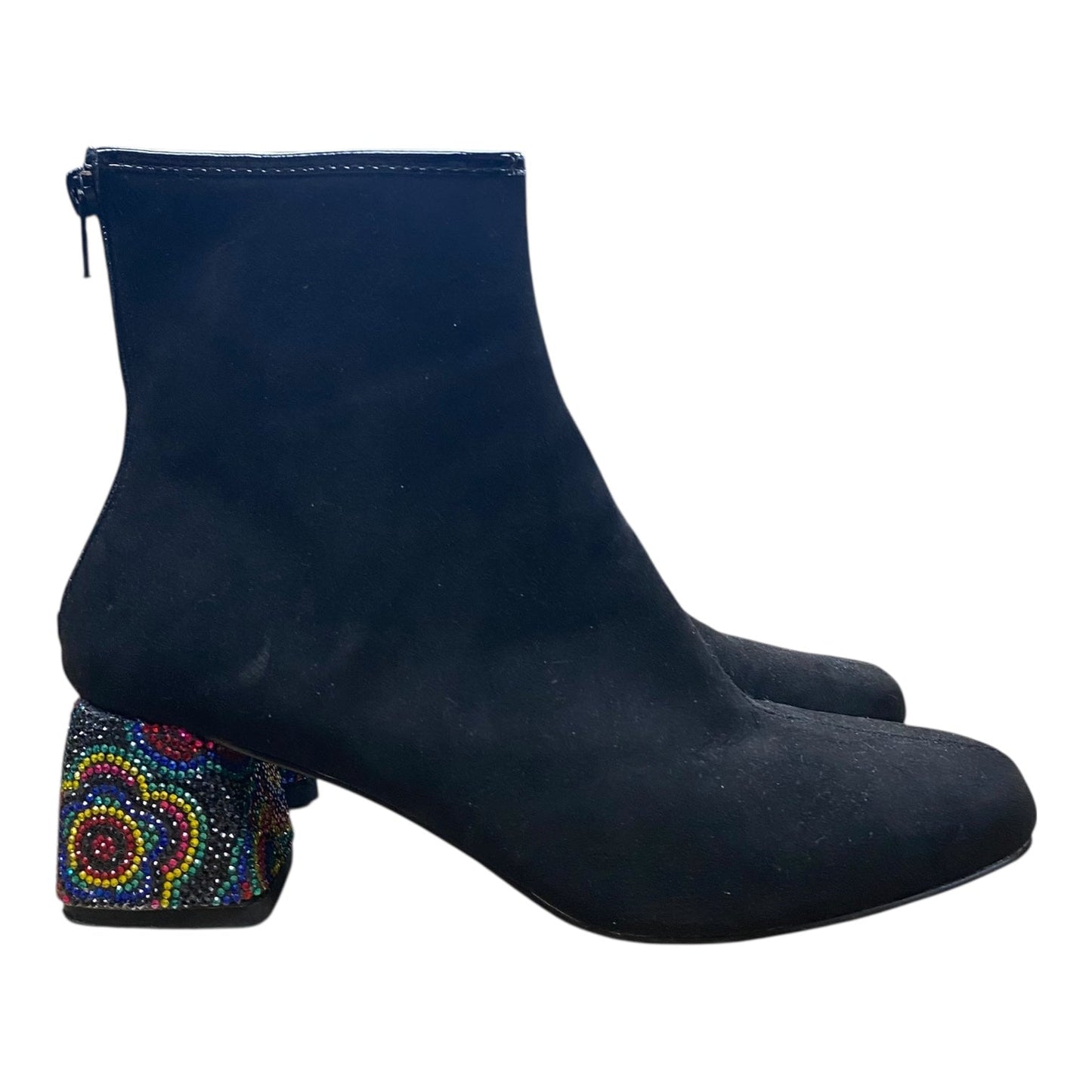 BOOTS ANKLE HEELS by BETSEY JOHNSON in BLACK, Size:7