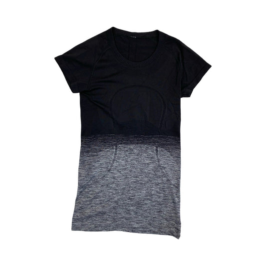 Athletic Top Ss By Lululemon In Black & Grey, Size:4