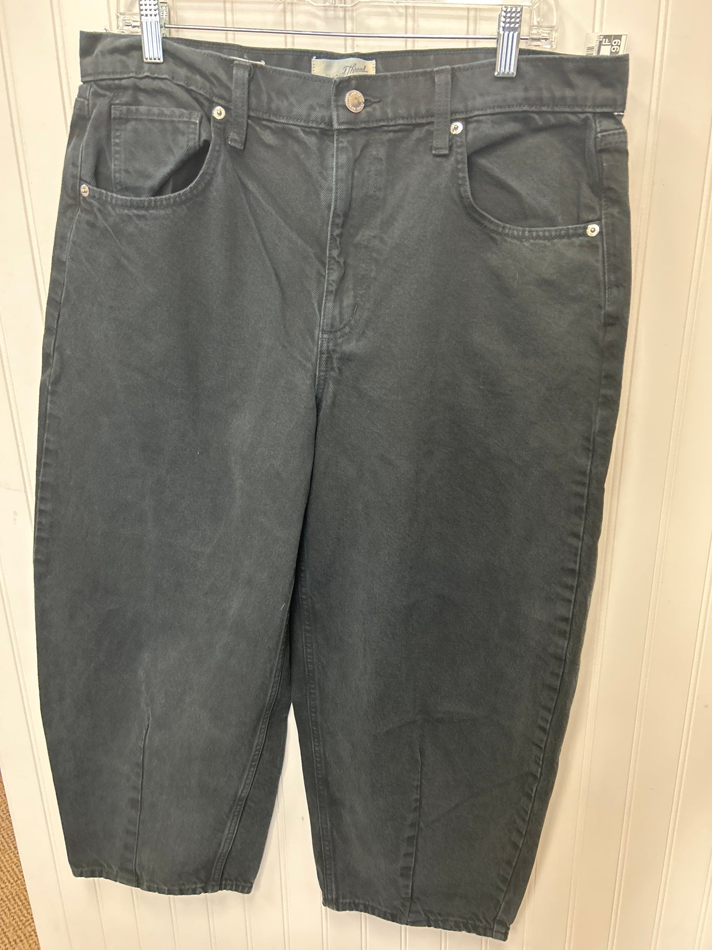 Jeans Cropped By Universal Thread In Black Denim, Size:14