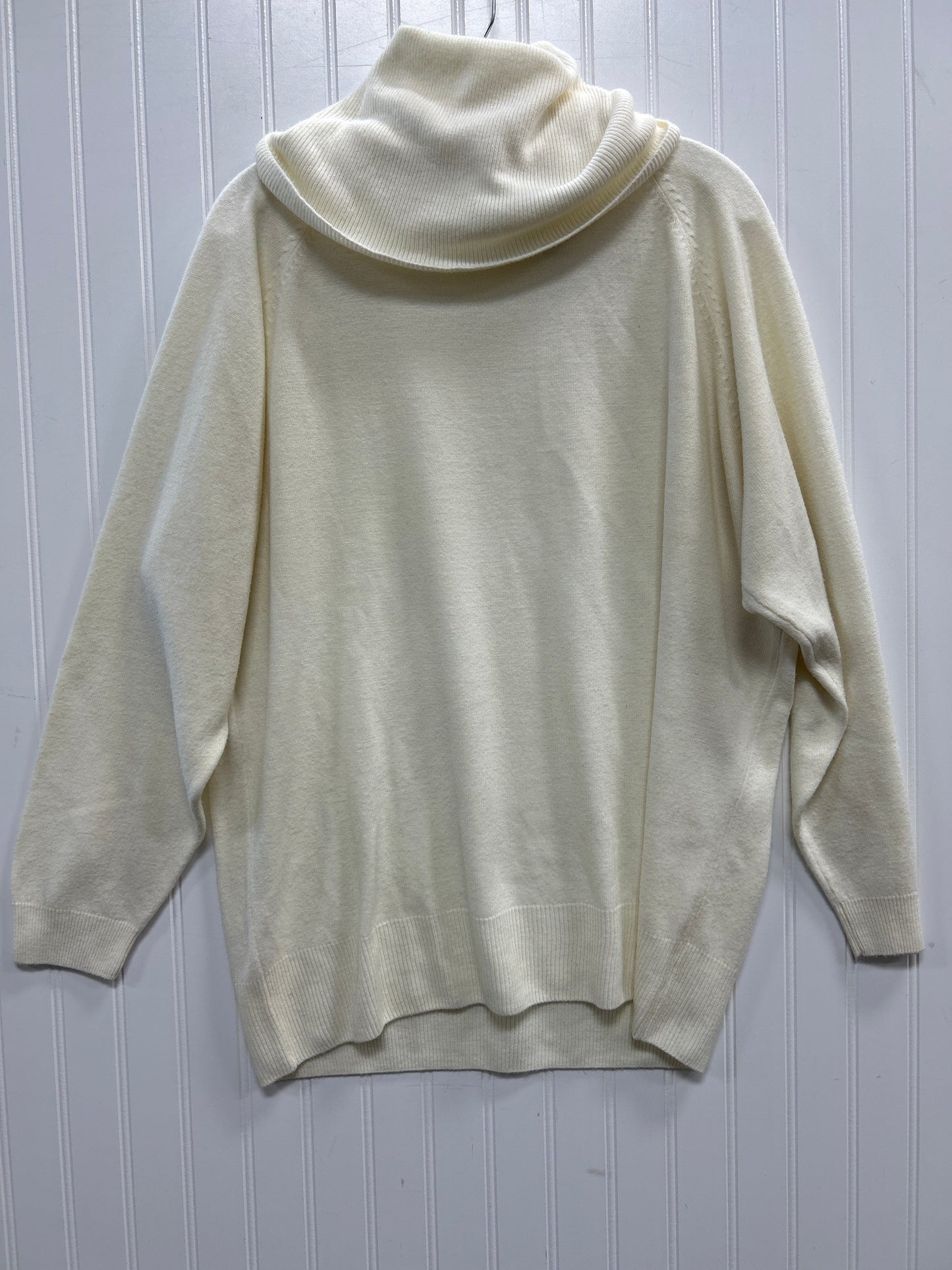 Sweater By Clothes Mentor In Cream, Size:L