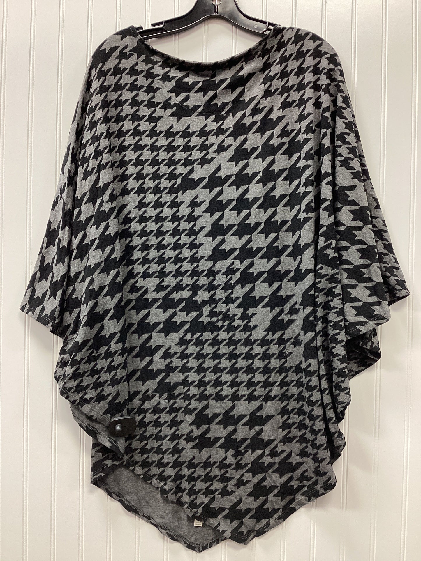 Top Ss By Soma In Black & Grey, Size:Xl