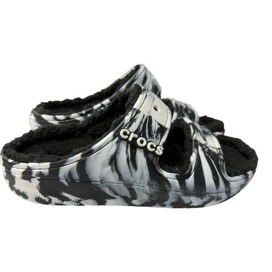 Sandals Flats By Crocs In Black & White, Size:7
