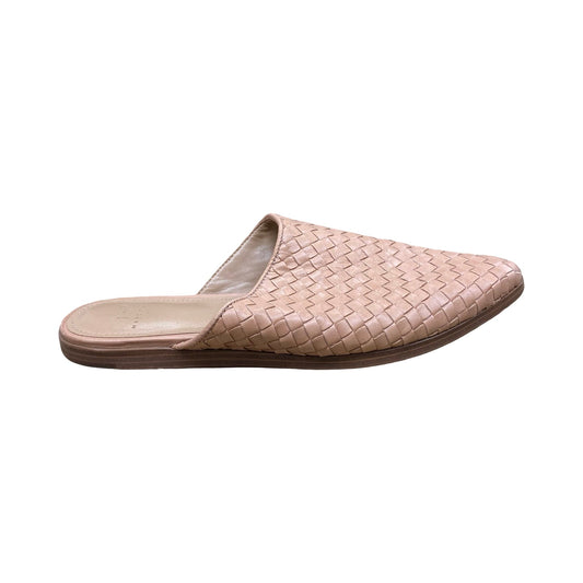 Shoes Flats By Marc Fisher In Brown, Size:6.5