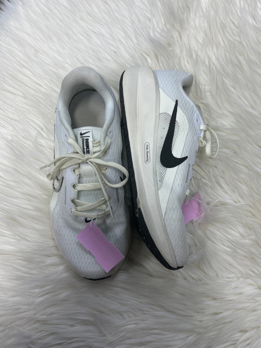 Shoes Athletic By Nike In Cream, Size:8