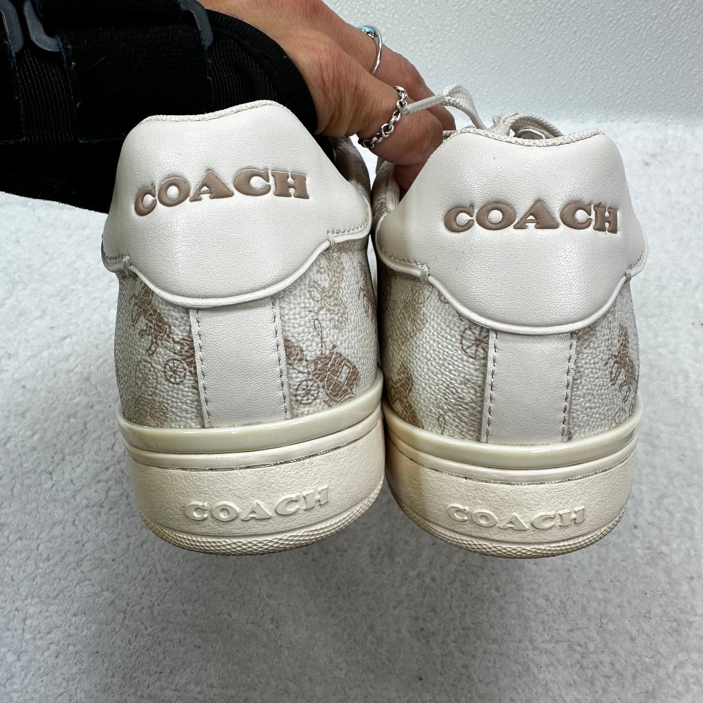 Shoes Sneakers By Coach In Ivory, Size: 11