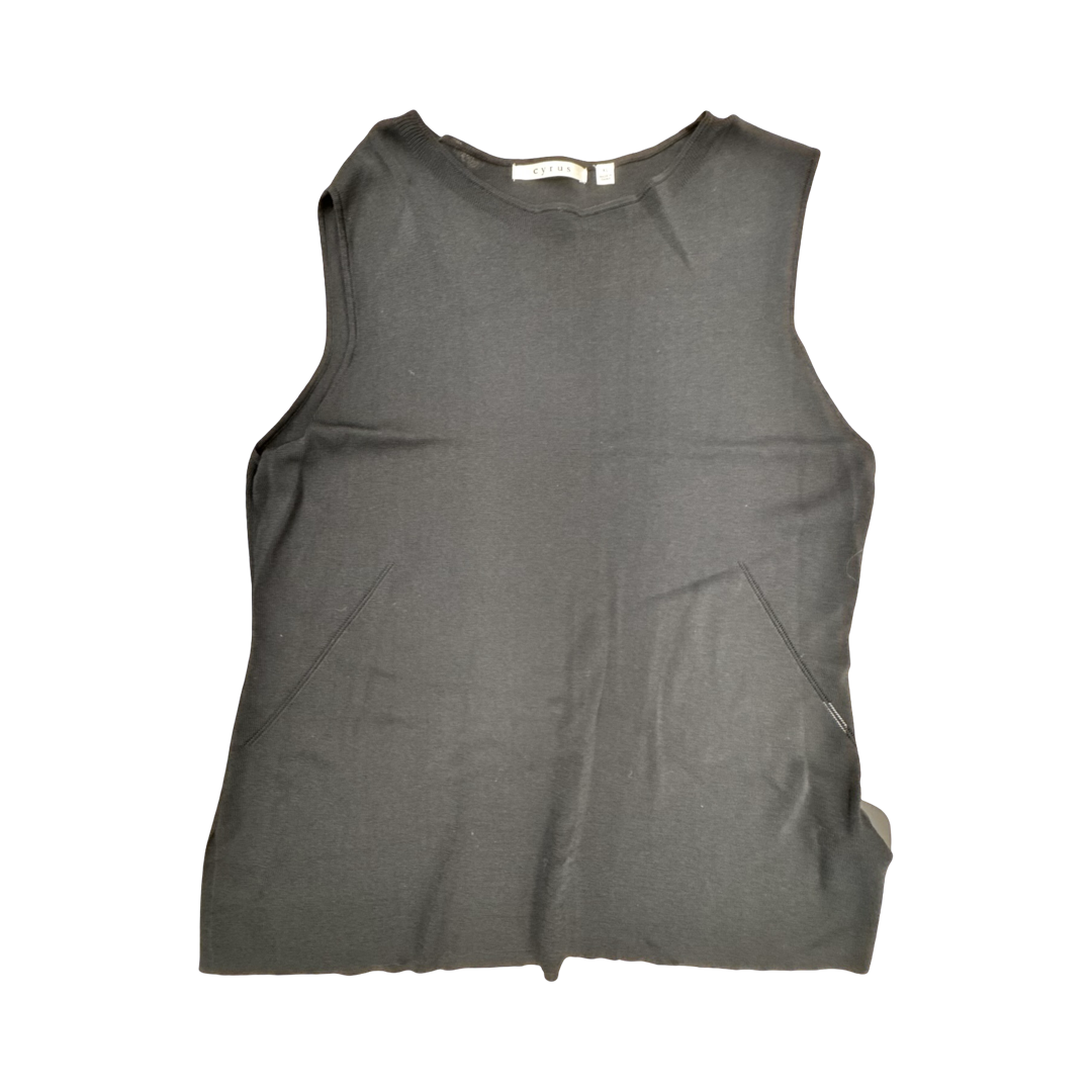 Top Sleeveless By Cyrus In Black, Size:Xl