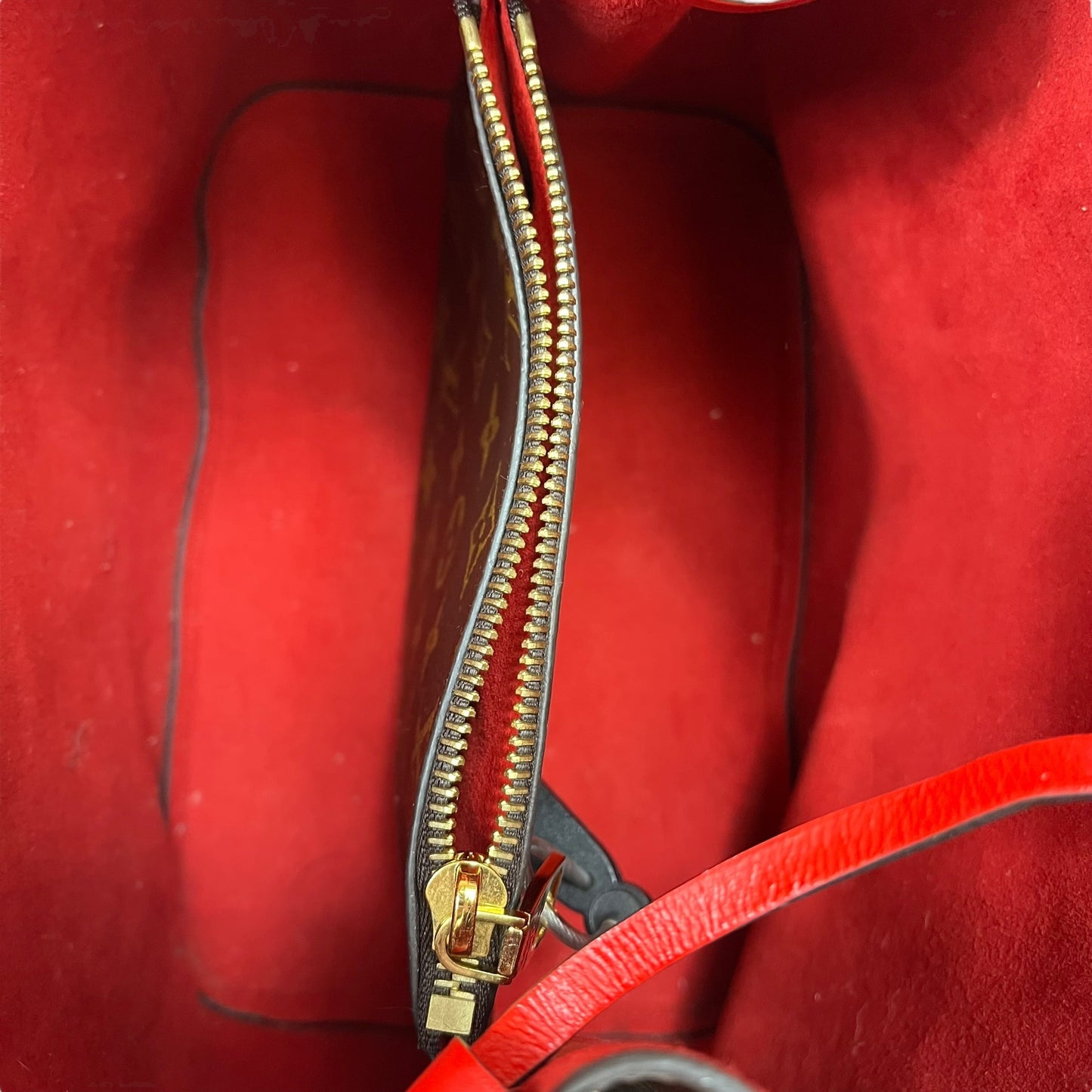 Handbag Luxury Designer By Louis Vuitton In Brown, Size:Medium