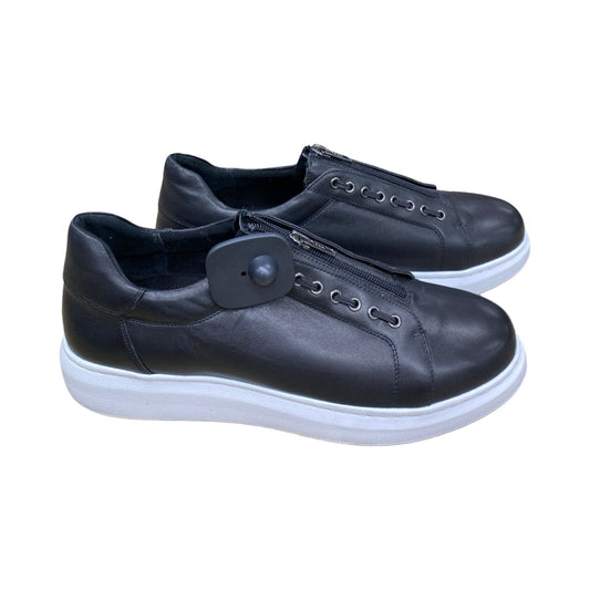 Shoes Sneakers By Vaneli In Black, Size:10.5