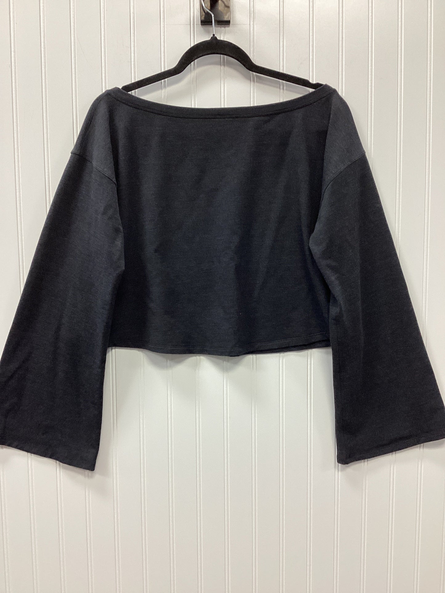 Athletic Top Ls Crewneck By Lululemon In Grey, Size:M