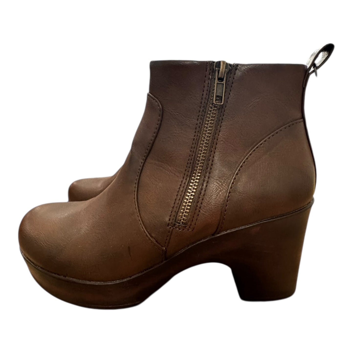 Boots Ankle Heels By Boc In Brown, Size:9.5