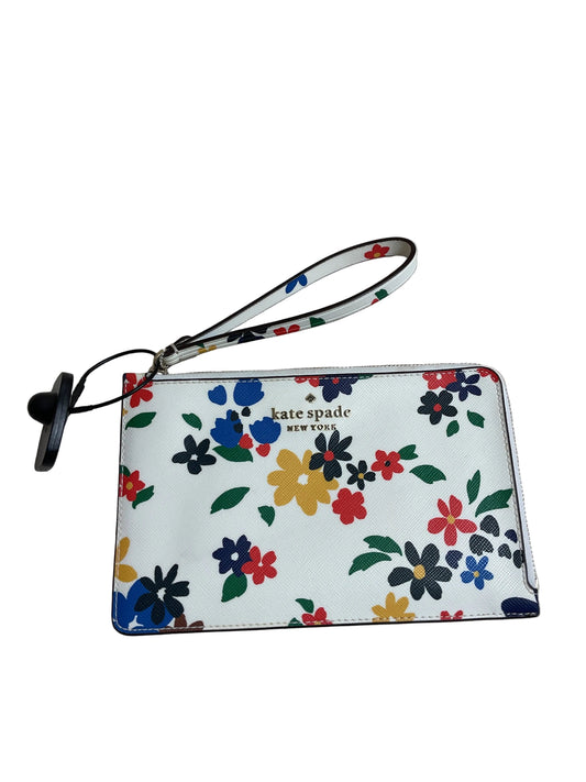Wristlet Designer By Kate Spade In Floral Print, Size:Large