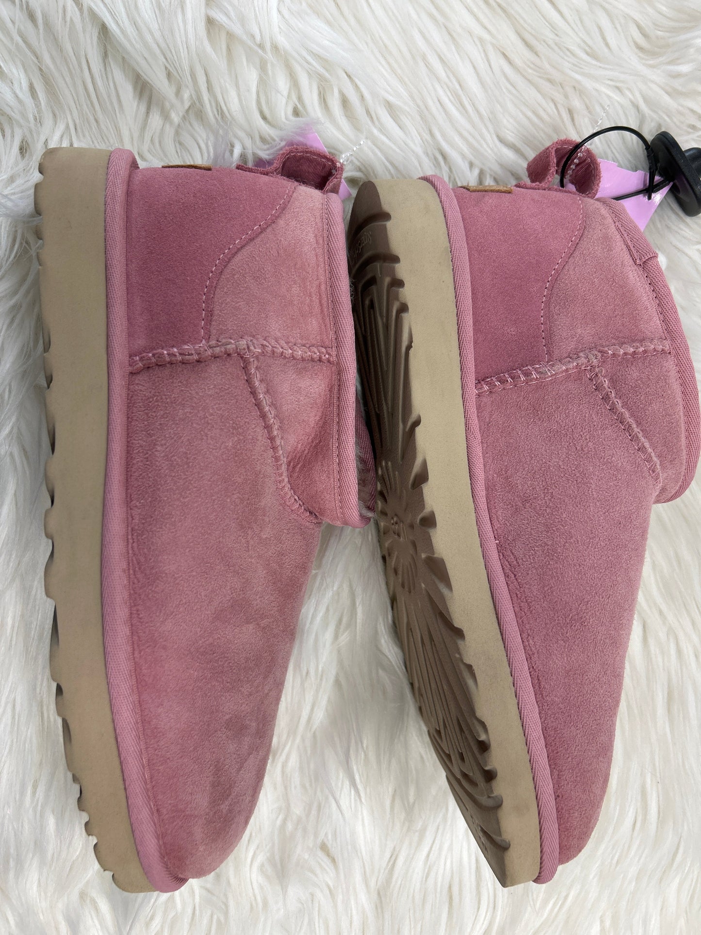 Boots Designer By Ugg In Pink, Size:9