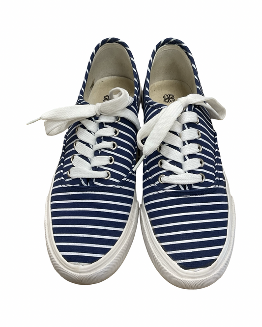 Shoes Sneakers By Avon In Blue & White, Size:8