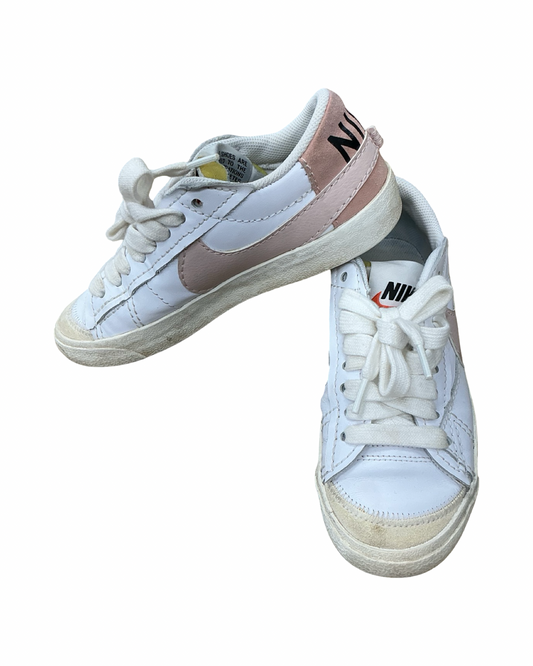 Shoes Sneakers By Nike In Pink & White, Size:7