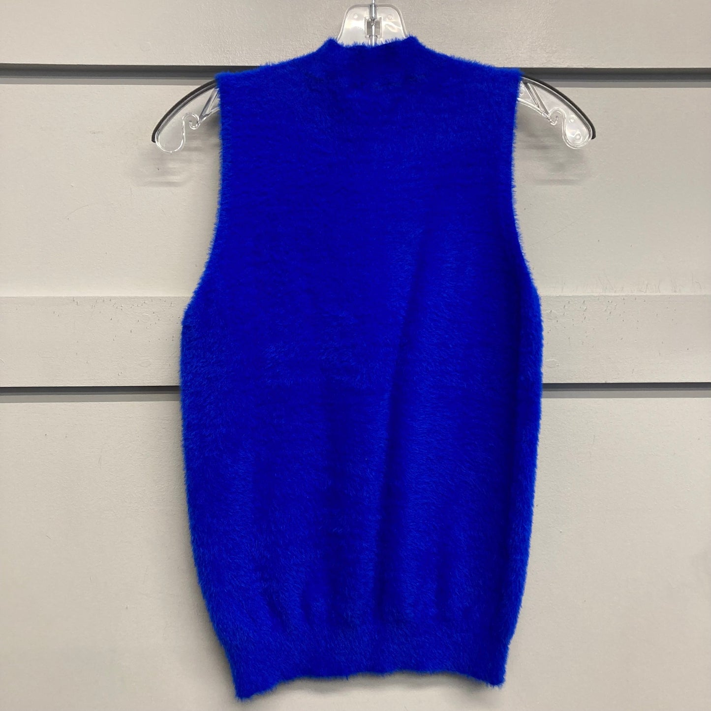 Top Sleeveless By Skies Are Blue In Beige, Size:S