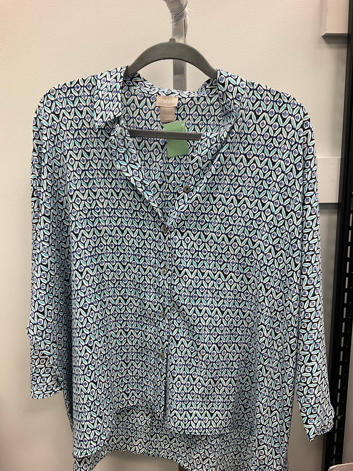 Top 3/4 Sleeve By Chicos In Multi, Size:M