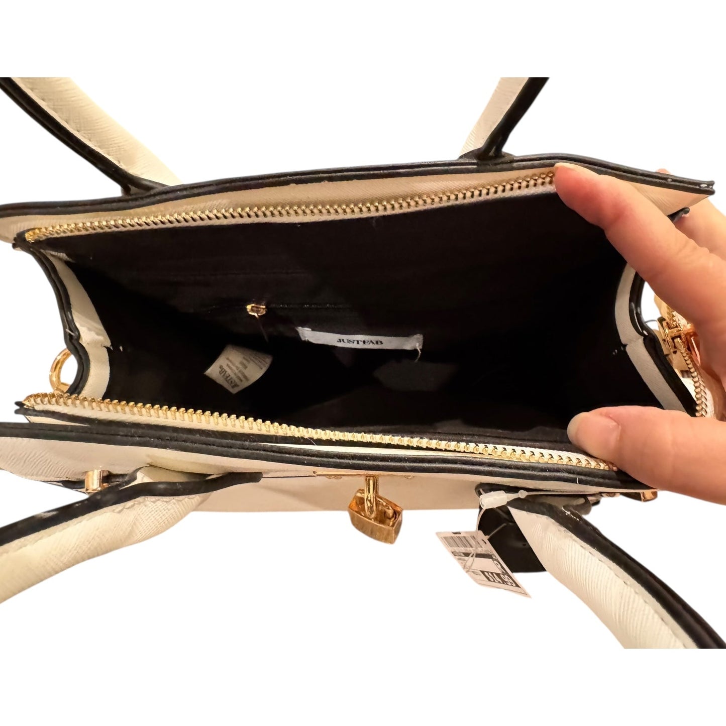 Handbag By Justfab In White, Size:Medium