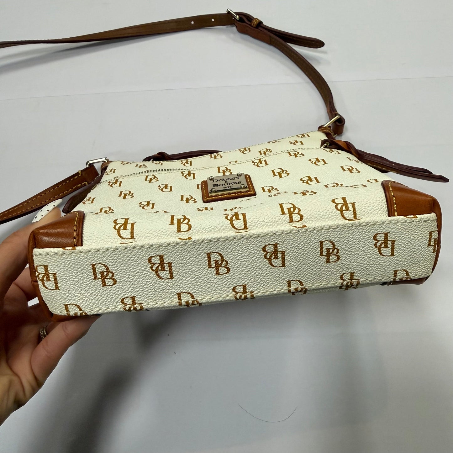 Crossbody Designer By Dooney And Bourke, Size: Medium