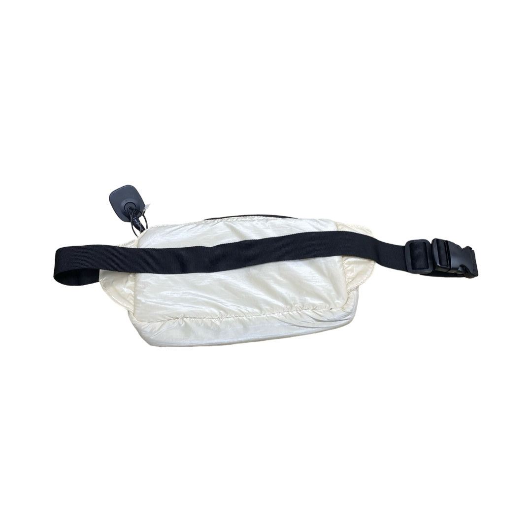 Belt Bag By Free People In Cream, Size:Medium