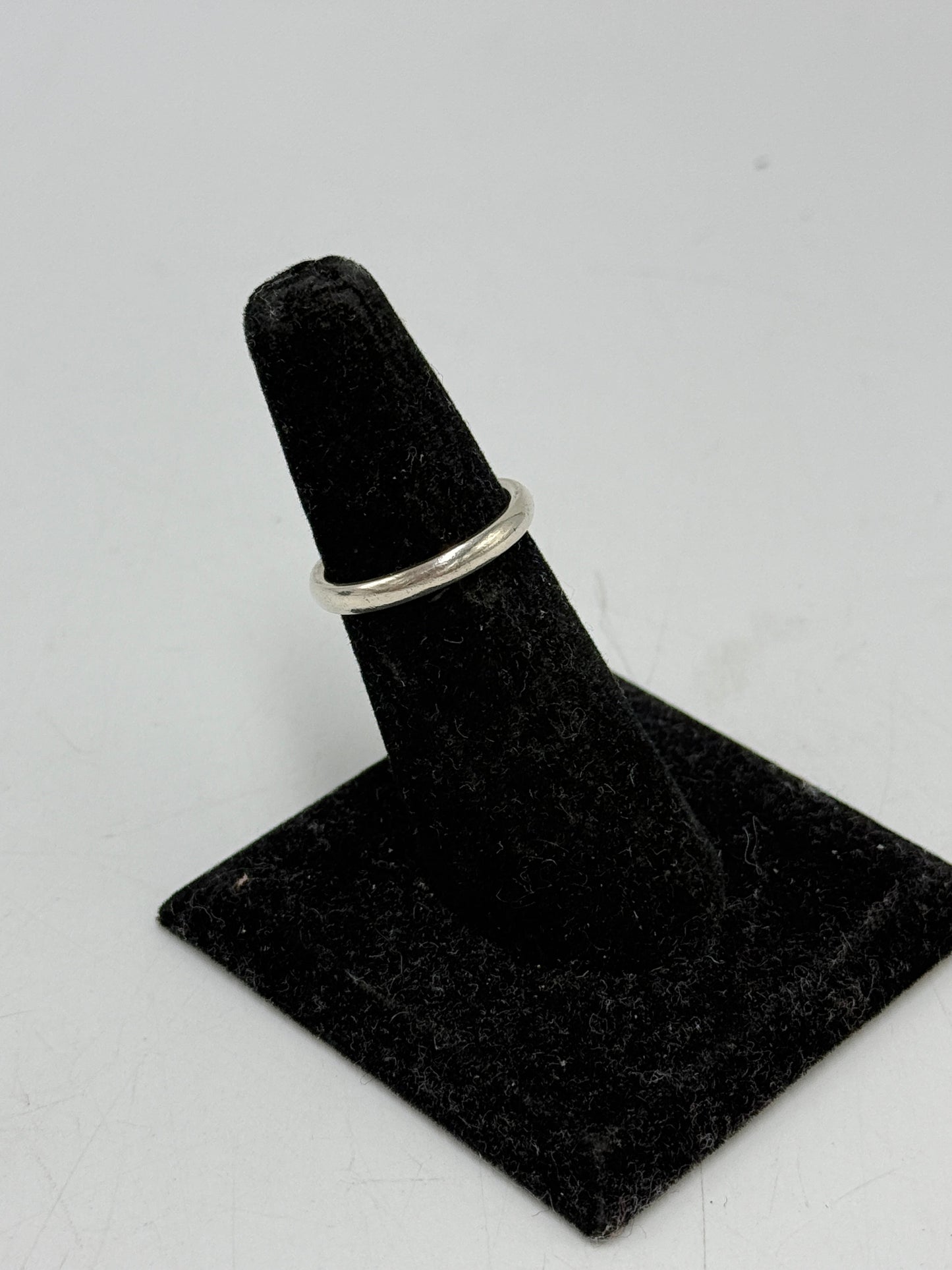 Tiffany & Company Elsa Peretti Sapphire Stacking Band Luxury Ring, Size: 7.5