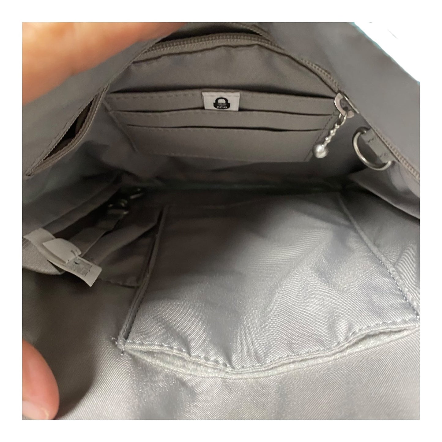 Crossbody By Baggallini In Green, Size:Small