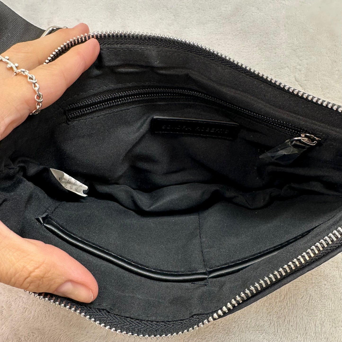 Crossbody Designer By Sondra Roberts, Size: Small