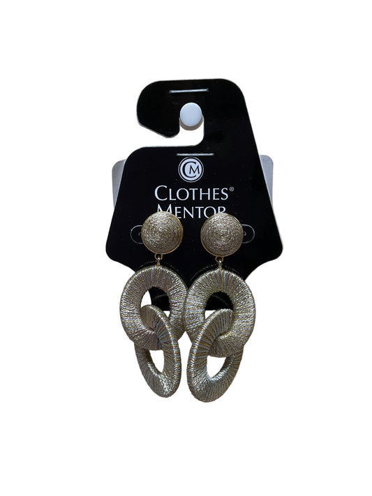 Earrings Hoop By Clothes Mentor In Gold