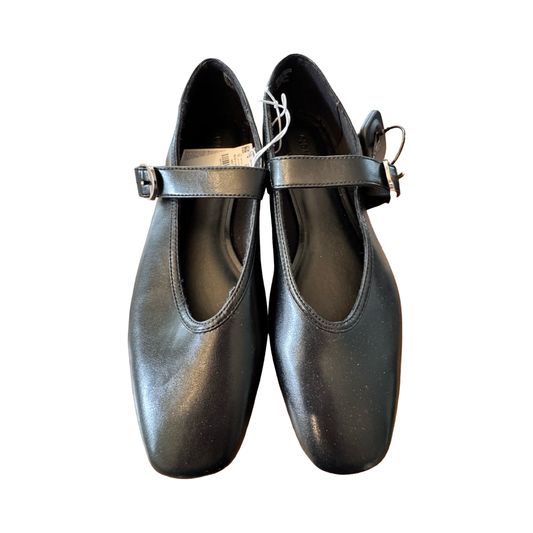 Shoes Flats By Old Navy In Black, Size:7