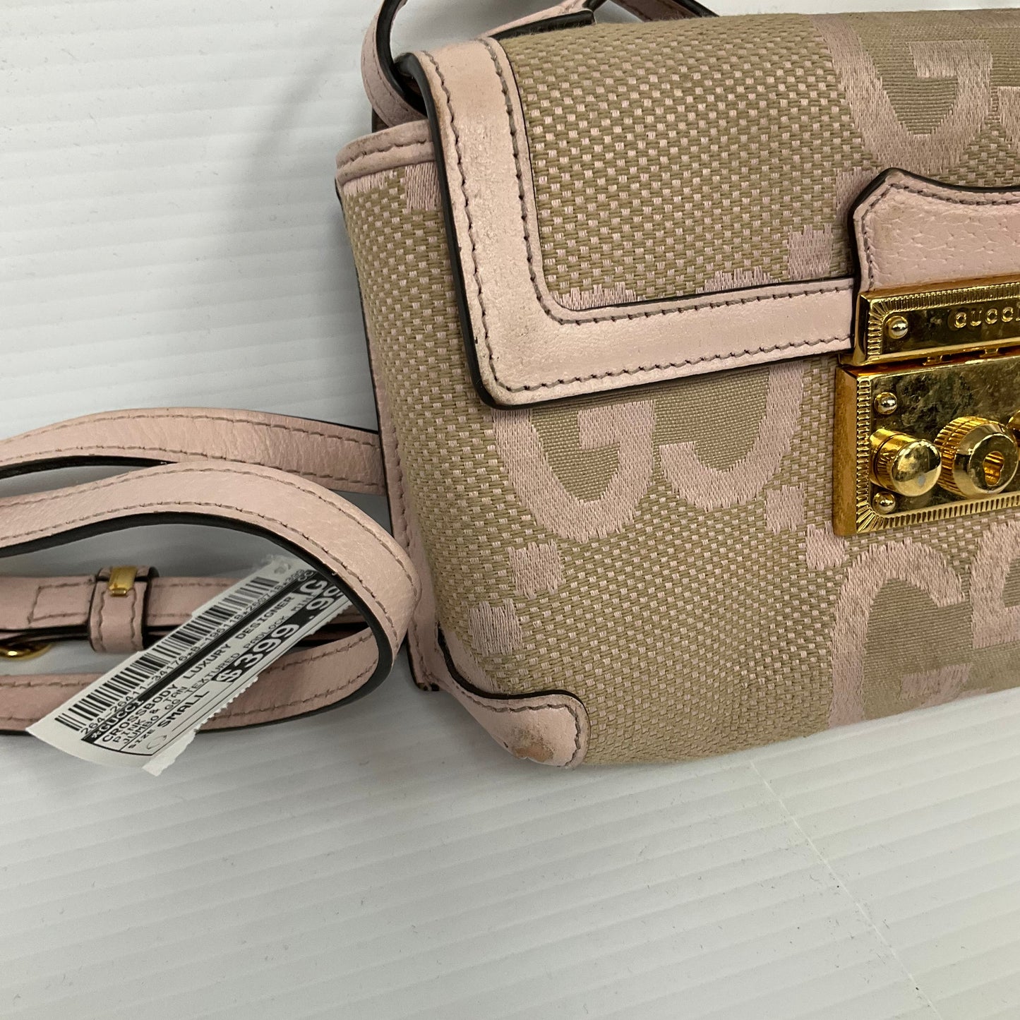Crossbody Luxury Designer By Gucci, Size: Small