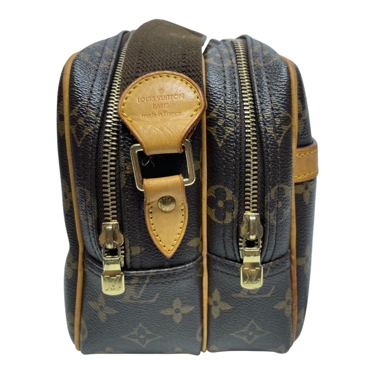 Crossbody Luxury Designer By Louis Vuitton, Size: Medium