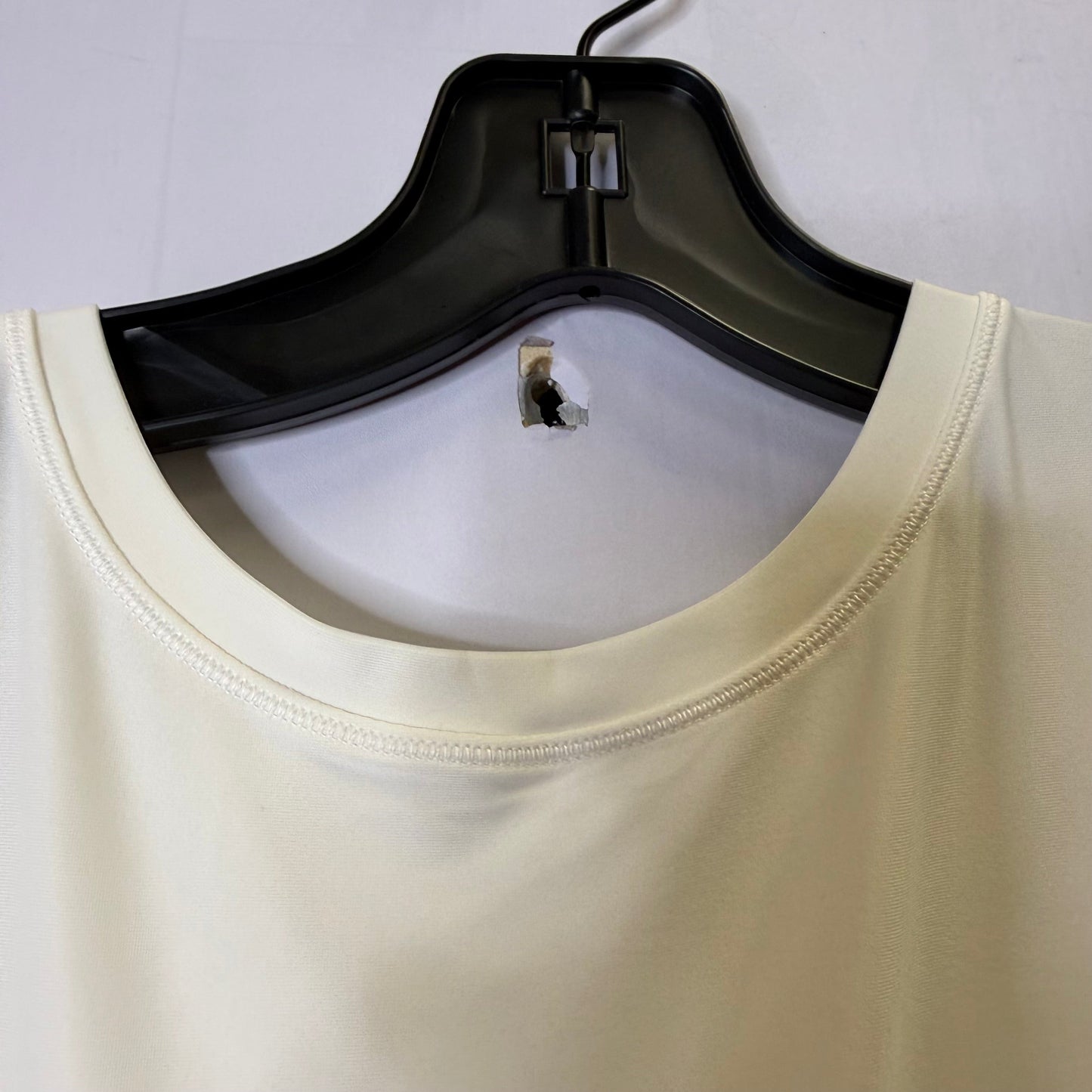 Athletic Tank Top By Lululemon In White, Size: Xl