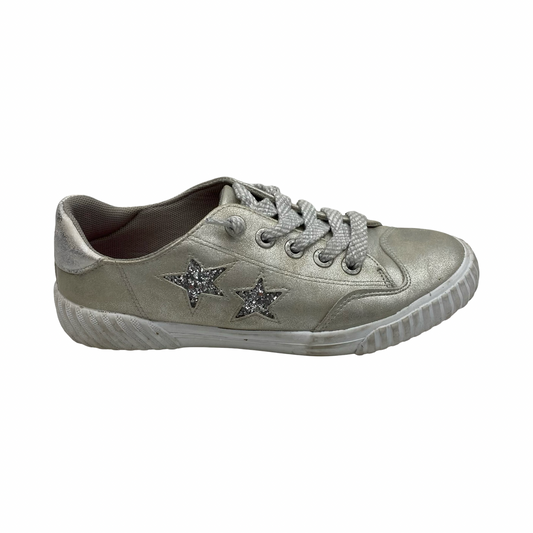Shoes Sneakers By Blowfish In Silver, Size:5